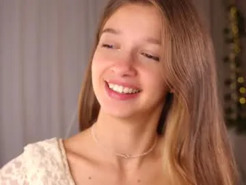 pinkypuppa – webcam model profile photo Image 12