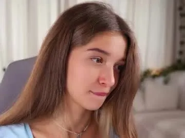 pinkypuppa – webcam model profile photo Image 5