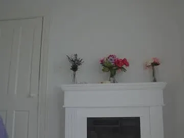 mazymayes – webcam model profile photo Image 9