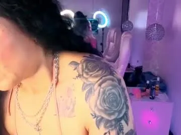 sexy_hot_friends_ – webcam model profile photo Image 4