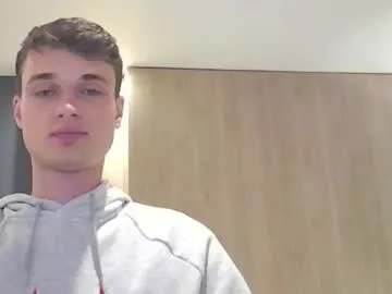 super_peach – webcam model profile photo Image 15