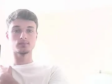 super_peach – webcam model profile photo Image 7