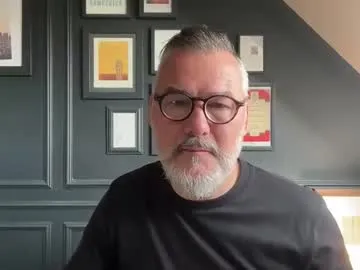 blue_bow – webcam model profile photo Image 11