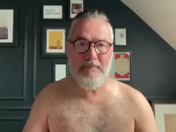 blue_bow – webcam model profile photo Image 13