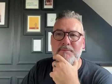 blue_bow – webcam model profile photo Image 5