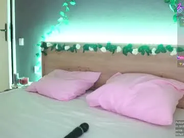 your_dolls – webcam model profile photo Image 13