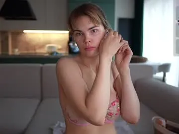 realtryit – webcam model profile photo Image 11