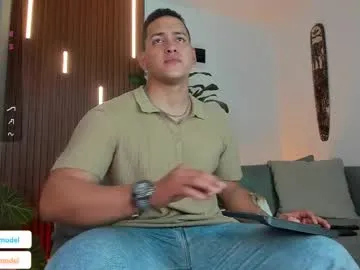 sexy_hot_friends_ – webcam model profile photo Image 13