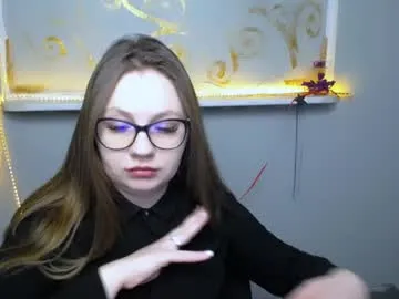 blue_bow – webcam model profile photo Image 4