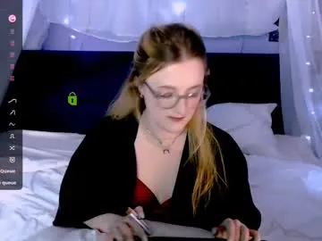 cherry_berry56 – webcam model profile photo Image 14