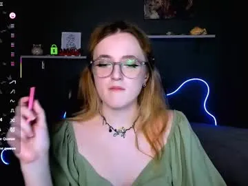 cherry_berry56 – webcam model profile photo Image 2