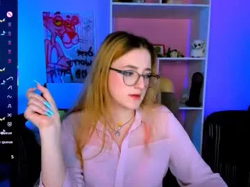 cherry_berry56 – webcam model profile photo Image 6