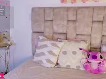 pinkadele – webcam model profile photo Image 19