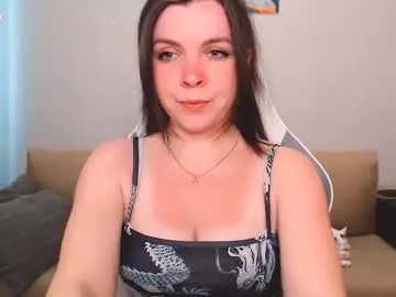 katinatonge – webcam model profile photo Image 10