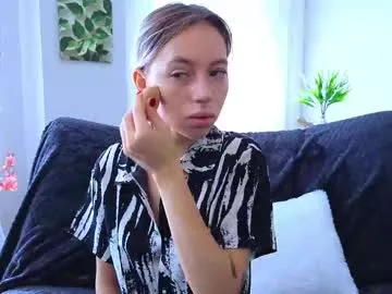 hotbella_ – webcam model profile photo Image 3