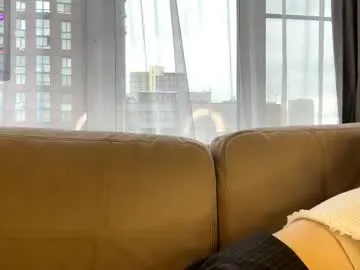 emilyhewell – webcam model profile photo Image 4