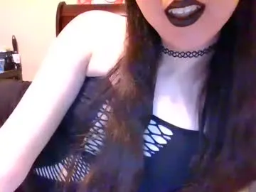 petites_perles – webcam model profile photo Image 10