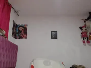 pinkadele – webcam model profile photo Image 10