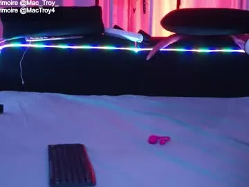 tai_fun – webcam model profile photo Image 14