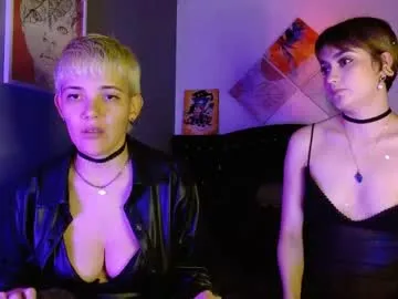 luisabaker – webcam model profile photo Image 11