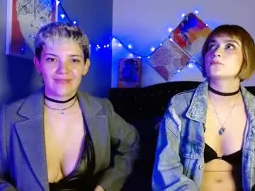 luisabaker – webcam model profile photo Image 3