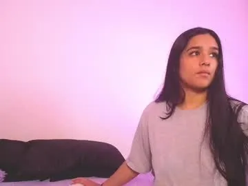 justinnejade – webcam model profile photo Image 8