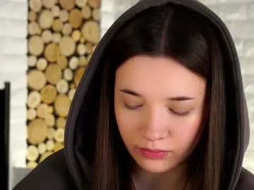 cherry_berry56 – webcam model profile photo Image 12