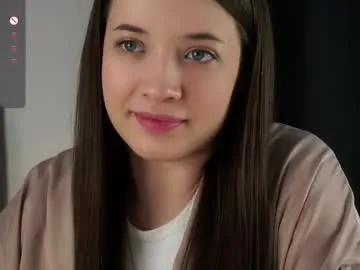 cherry_berry56 – webcam model profile photo Image 4