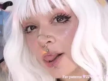 ErikaBonnie – webcam model profile photo Image 12