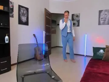 double_j_party – webcam model profile photo Image 18