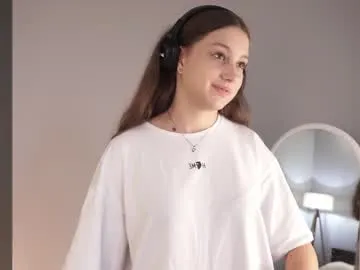 lorennameliyy – webcam model profile photo Image 5