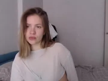 pinkadele – webcam model profile photo Image 3