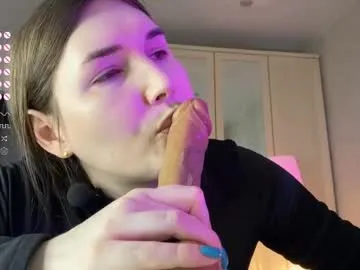 loving_ladies – webcam model profile photo Image 18