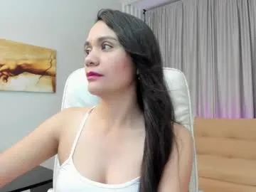 kira0541 – webcam model profile photo Image 3