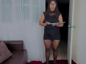 blue_bow – webcam model profile photo Image 8