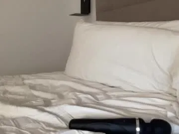 emiilycampbell – webcam model profile photo Image 2