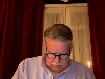 petites_perles – webcam model profile photo Image 17