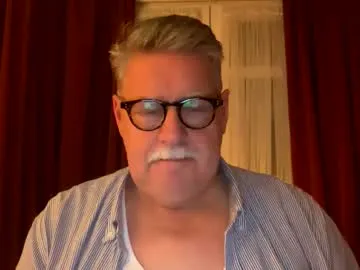 petites_perles – webcam model profile photo Image 18