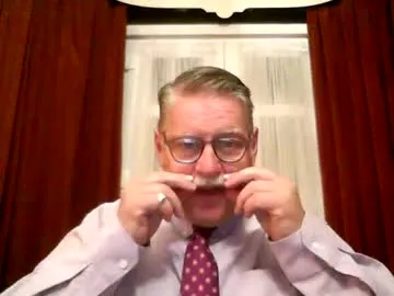 petites_perles – webcam model profile photo Image 8