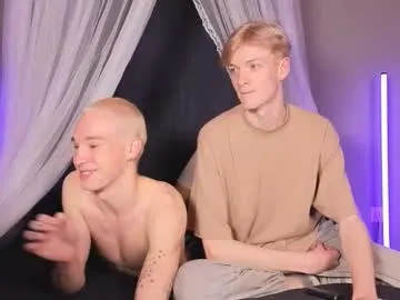 hotcrew_ – webcam model profile photo Image 16