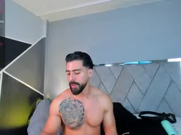 curlytwinkboy – webcam model profile photo Image 3