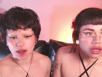 pinkadele – webcam model profile photo Image 18