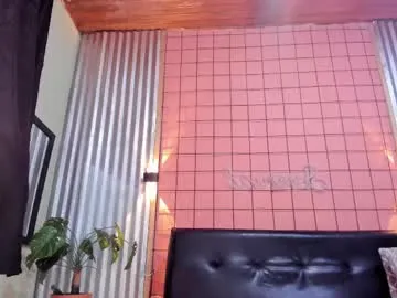 playussoftly – webcam model profile photo Image 8