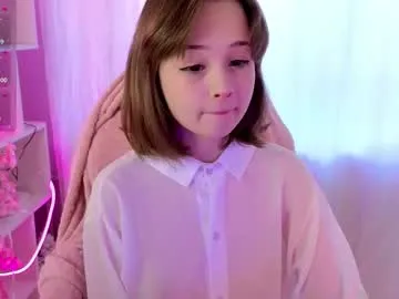 lunatouch – webcam model profile photo Image 2