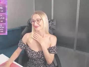 petites_perles – webcam model profile photo Image 4