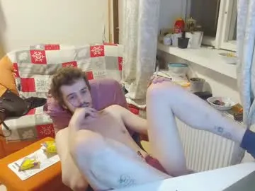 sweetyoops – webcam model profile photo Image 9