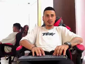 kira0541 – webcam model profile photo Image 2