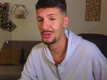 kira_sexxx – webcam model profile photo Image 7