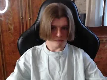 luis7777hui – webcam model profile photo Image 3