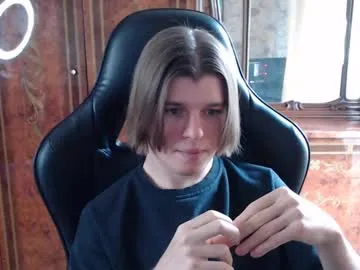 luis7777hui – webcam model profile photo Image 5